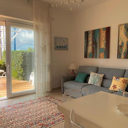 Villetta Frontemare Torre Suda Salento ภายนอก รูปภาพ